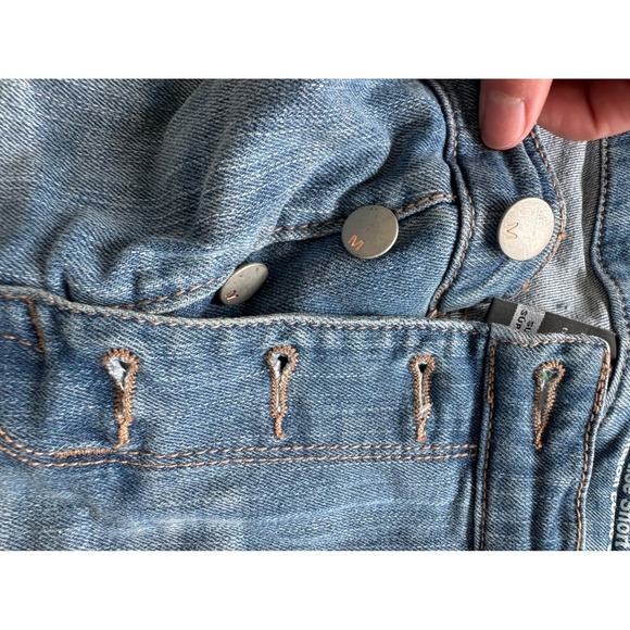Mossimo Denim‎ Shorts Distressed Lace Trim High Rise Button Fly Size 10 - Picture 6 of 7